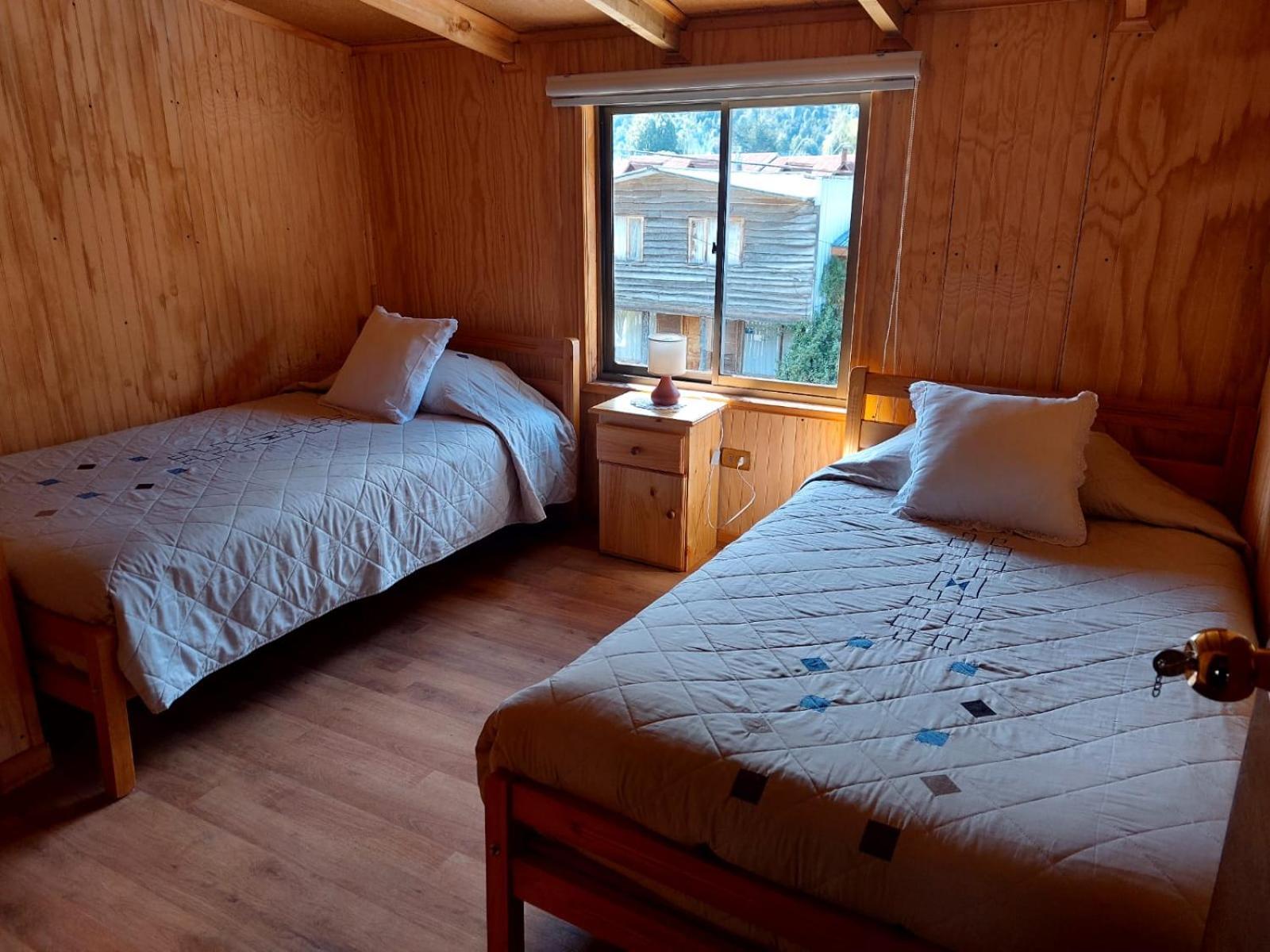 Hostal Y Cabanas Ventisquero Puerto Puyuguapi Dış mekan fotoğraf